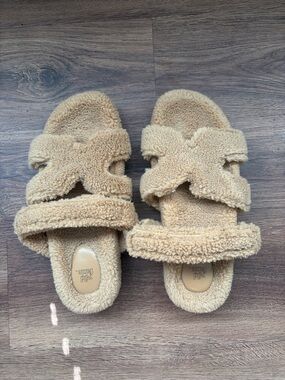 Wild Fable Faux Fur Slippers